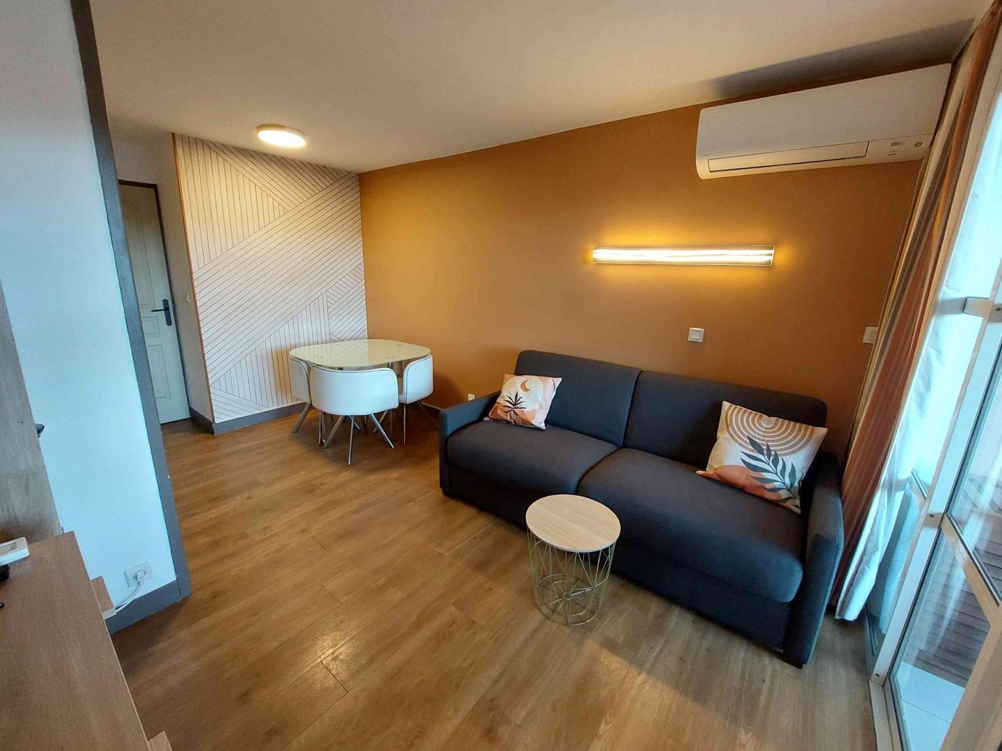 Cap Esterel Appartement Climatise Dans Le Centre Du Village Vacances Drammont Exterior photo